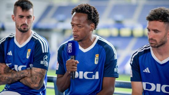 Romario Ibarra durante su presentación como nuevo jugador del Real Oviedo, el 11 de julio de 2023. 