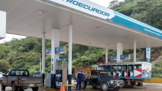 Gasolinera de la petrolera estatal Petroecuador, en Loja, el 3 de febrero de 2021.