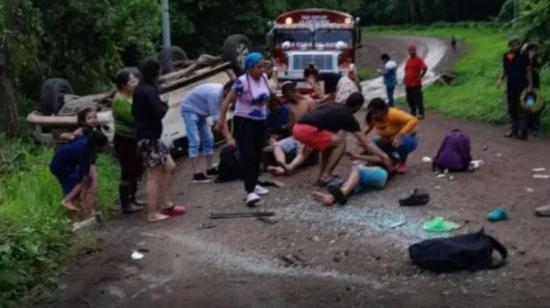 Grupo de migrantes que sufrió el accidente de tránsito en Nicaragua, el 12 de julio de 2023. 