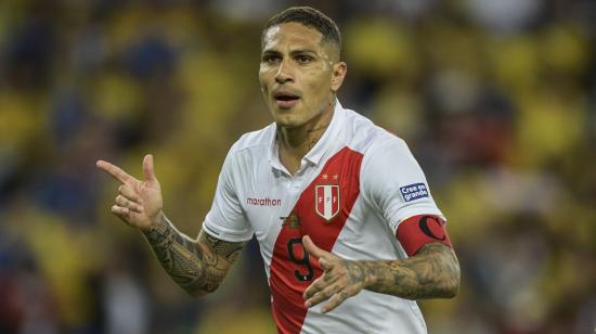 Paolo Guerrero festeja un gol con la selección peruana en la Copa América de Brasil, el 7 de julio de 2019.