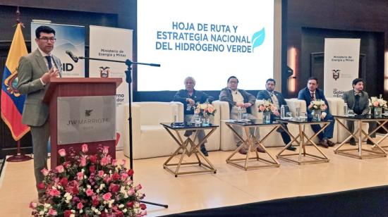 Presentación en el evento "Hoja de ruta y estrategia nacional de producción y uso del hidrógeno verde en Ecuador", este 19 de julio de 2023.