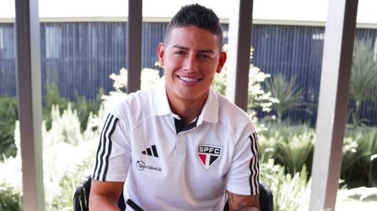 James Rodríguez firma su contrato con Sao Paulo, el 29 de julio de 2023.