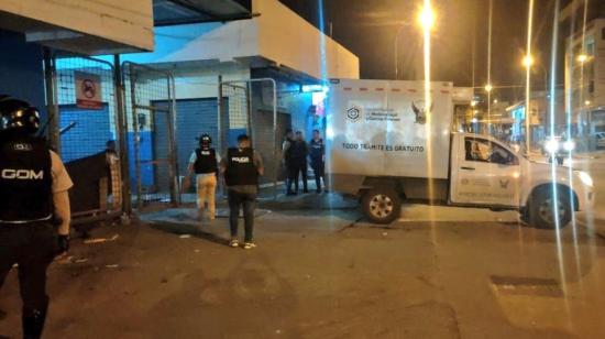 Policías abatieron a un presunto delincuente tras una persecución en la parroquia San Pablo de Portoviejo (Manabí).