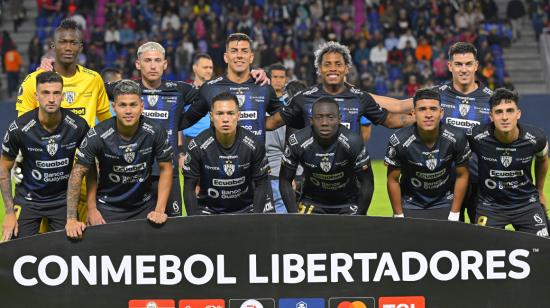 Los jugadores de Independiente, antes de enfrentar a Argentinos por la Copa Libertadores, el 28 de junio de 2023. 