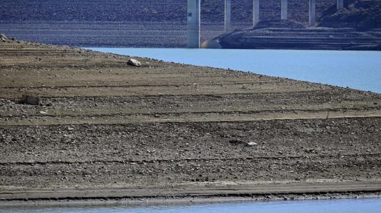 Imagen referencial. Vista del embalse de la Viñuela en la provincia de Málaga, España.

