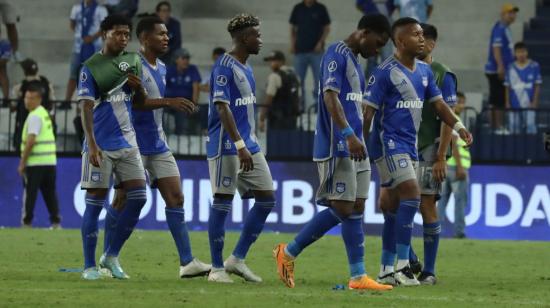 Los jugadores de Emelec, luego de la derrota ante Defensa y Justicia por Sudamericana, el 1 de agosto de 2023.