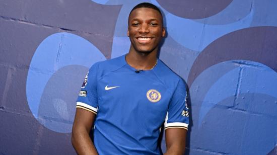 Moisés Caicedo fue presentado por el Chelsea el 14 de agosto de 2023.