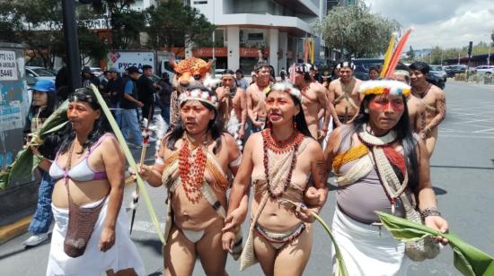 Indigenas waoranis participaron en Quito en el arranque de una caravana que promoverá el "Sí" al fin de la explotación petrolera en el Yasuní. 