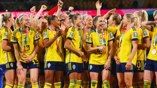 Las jugadoras de Suecia festejan el tercer lugar que alcanzaron en el Mundial femenino, el 19 de agosto de 2023. 