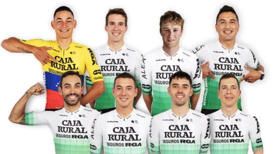 Jefferson Cepeda (primero de arriba a la derecha) integra la nómina del equipo Caja Rural que correrá la Vuelta a España 2023. 