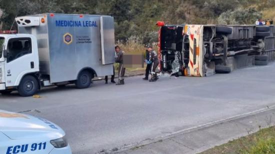 Un bus interprovincial se accidentó en el trayecto entre Riobamba y Guayaquil., el 26 de agosto de 2023.