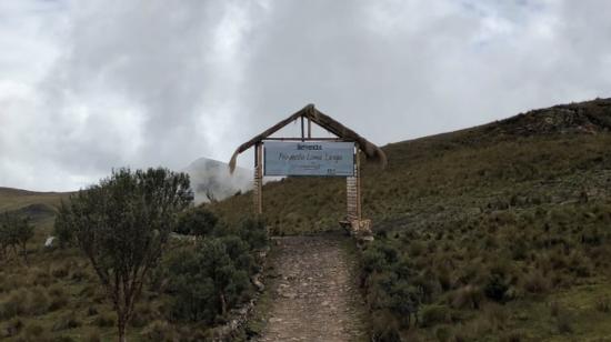 Entrada al proyecto minero Loma Larga, en Azuay. Foto de Archivo de Dundee del 10 de julio de 2019.