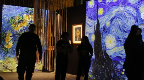 Uno de los cuadros de Van Gogh que se proyectan es 'La noche estrellada'.