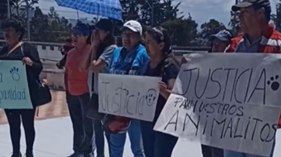 Colectivos hicieron un plantón para pedir justicia por la muerte de 'Angelita'.