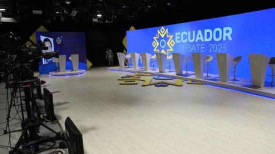 Escenario del debate primera vuelta presidencial