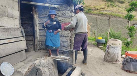 María Tocachi, de 81 años, vive en condición de extrema pobreza.