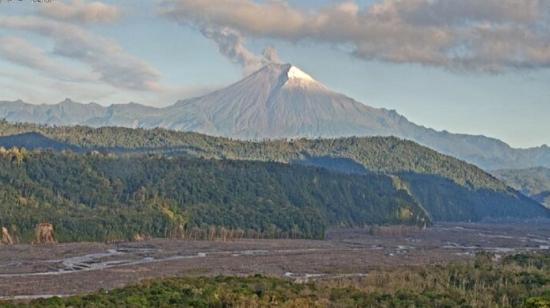 Imagen referencial del volcán Sangay.