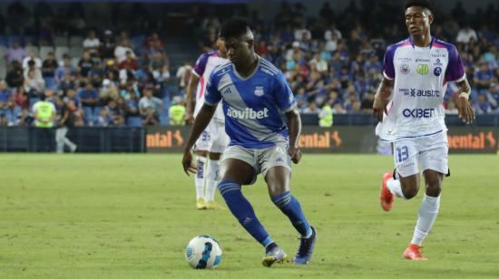 Alejandro Cabeza en el partido ante Gualaceo por la fecha 14.