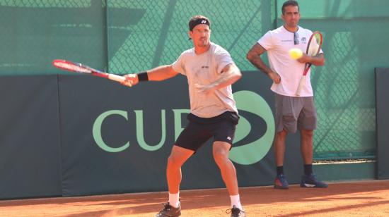 Emilio Gómez, durante un entrenamiento en Monte Carlo, previo a la serie de Copa Davis, el 11 de septiembre de 2023.