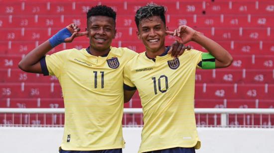 Kenny Arroyo y Michael Bermúdez, en el primer partido amistoso ante Panamá, el 23 de septiembre de 2023.