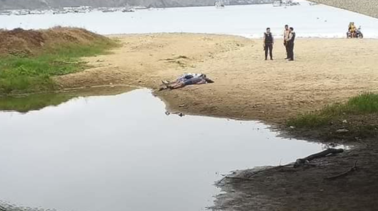 Tres cuerpos sin vida frente a la playa de Puerto López, en Manabí, 24 de septiembre de 2023.