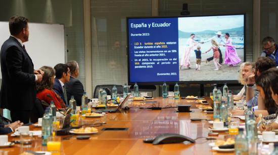 Reunión de funcionarios de Ecuador y España el 2 de octubre de 2023.
