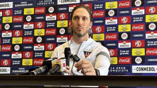 Luis Zubeldía, durante una conferencia de prensa, en Buenos Aires, el martes 3 de octubre de 2023. 