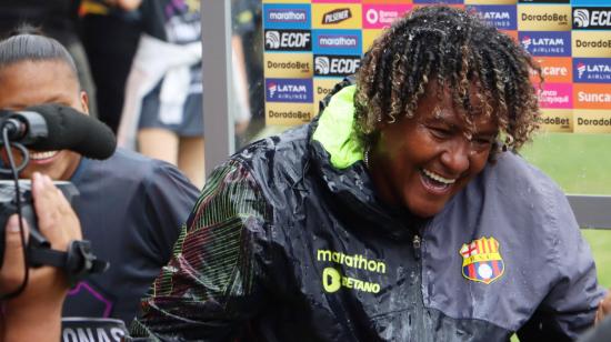 La directora técnica, Wendy Villón, luego de proclamarse campeona con Barcelona en la Superliga femenina, el domingo 10 de septiembre de 2023.