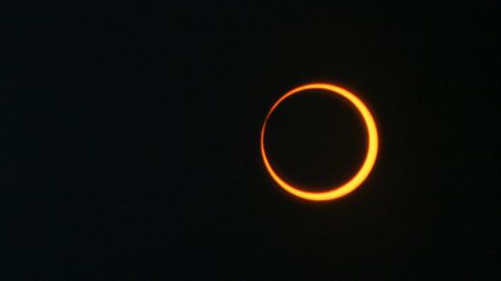 Imagen referencial del Eclipse anular sol