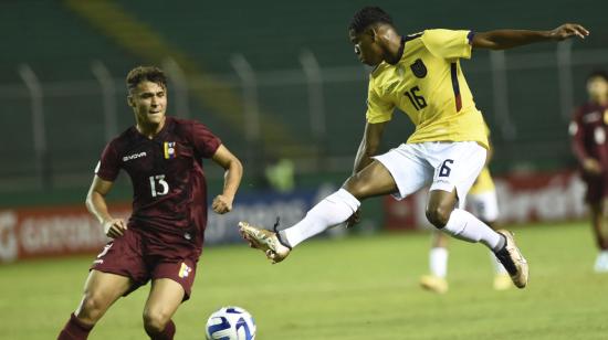 José Klinger, durante un partido ante Venezuela por el Sudamericano Sub 20, disputado el 26 de enero de 2023.