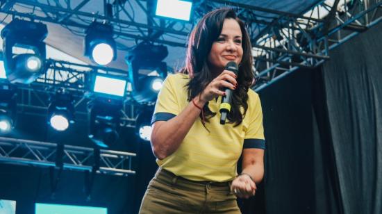 Marcela Aguiñaga, prefecta del Guayas, en un evento del cierre de campaña de la Revolución Ciudadana, el 12 de octubre de 2023.