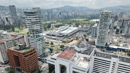 Imagen de edificios en Quito, el 25 de octubre de 2023. 