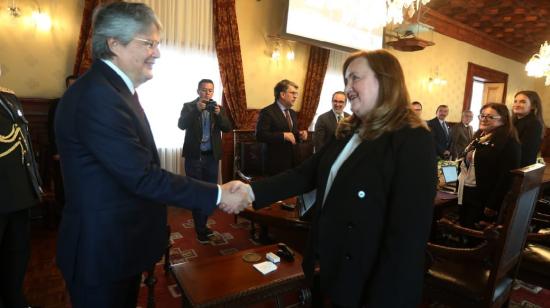 El presidente Guillermo Lasso recibió en Carondelet a Nathalia Gherman, Directora Ejecutiva del Comité Contra el Terrorismo de las Naciones Unidas, el 24 de octubre de 2023.