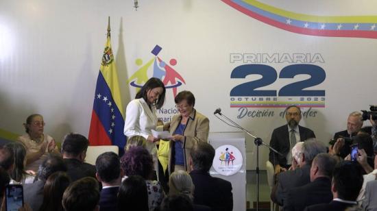 La CNPrimaria proclamó a María Corina Machado como candidata presidencial unitaria. 27 de octubre de 2023