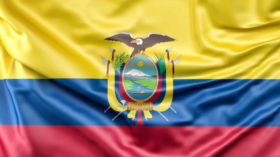 El escudo nacional de Ecuador actual se estableció en 1900.