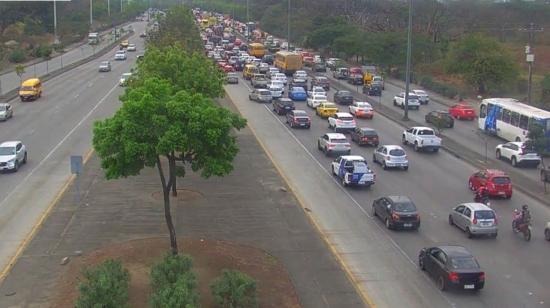 Vista general de la avenida Narcisa de Jesús, en Guayaquil.