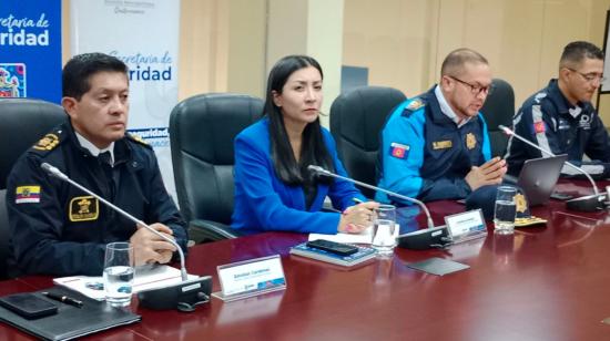 Autoridades del Municipio de Quito, en una rueda de prensa, el 6 de noviembre de 2023.