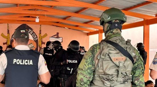 Policías y militares ingresaron a los pabellones de la Penitenciaría del Litoral el 9 de noviembre de 2023.