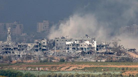 Vista frontal de Gaza luego de un bombardeo de tropas israelíes, el 14 de noviembre de 2023.