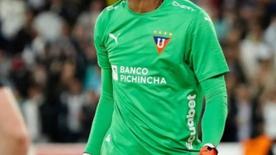 Alexander Domínguez, durante un entrenamiento de la selección de Ecuador, el 18 de noviembre de 2023.