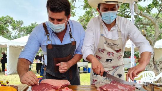 Imagen referencial sobre  una faena de carne de res