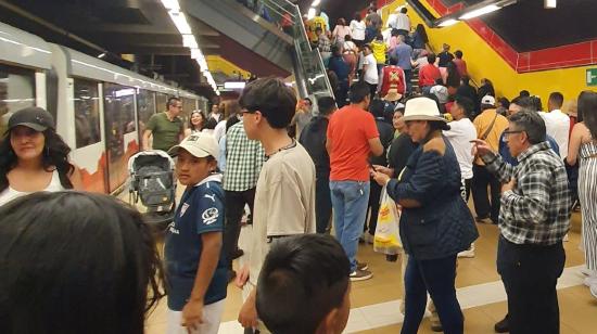 Pasajeros en la estación del Metro en San Francisco.