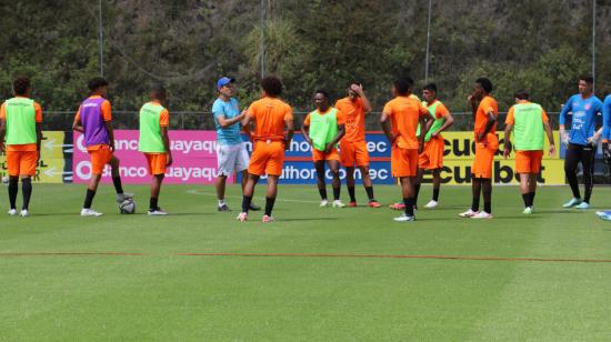 La Selección de Ecuador Sub 23 entrenando en la Casa de la Selección, martes 5 de diciembre de 2023.