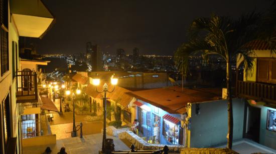 Panorámica de las escalinatas en el barrio Las Peñas, en Guayaquil.