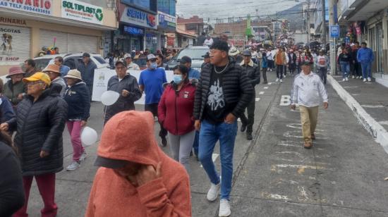 Marcha contra la inseguridad en Pelileo, el 5 de diciembre de 2023.