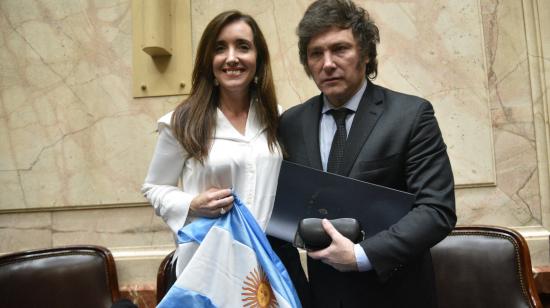 La vicepresidenta de Argentina, Victoria Villarruel, junto al presidente electo del país, Javier Milei, cuando se proclamó su triunfo, el 29 de noviembre de 2023.