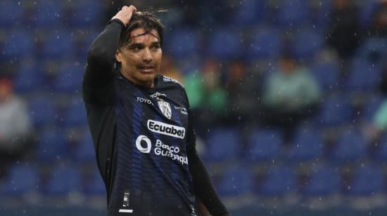 Marcelo Moreno Martins, durante el partido de IDV ante Técnico Universitario por la LigaPro, el 22 de abril de 2023.