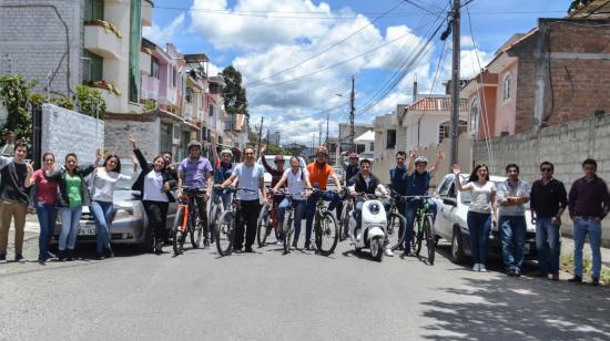 El equipo de desarrolladores y trabajadores de la app ecuatoriana Clipp, en Loja. 