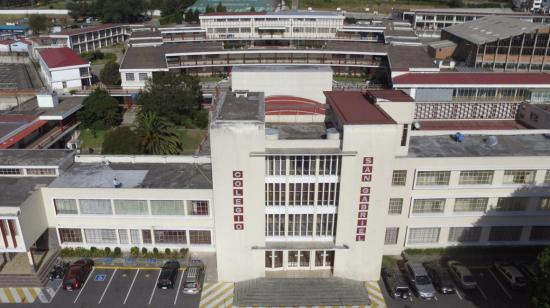 Imagen de la fachada del Colegio San Gabriel de Quito.