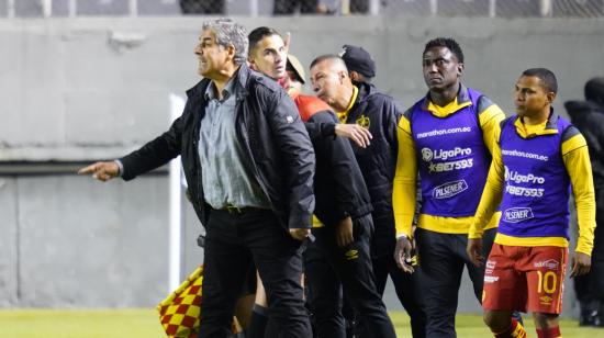 Santiago Escobar, durante un partido entre Aucas y Barcelona SC, el 7 de octubre de 2023,